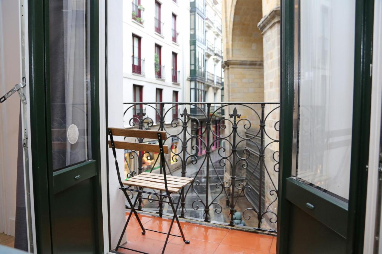 Apartamento Piso Reformado Frente A La Catedral Bilbao Exterior foto