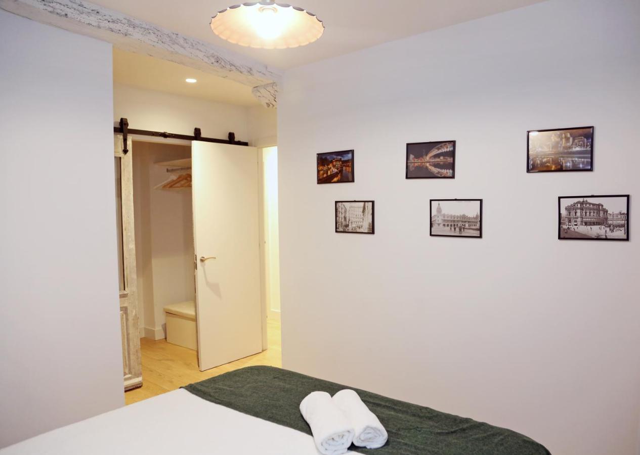 Apartamento Piso Reformado Frente A La Catedral Bilbao Exterior foto